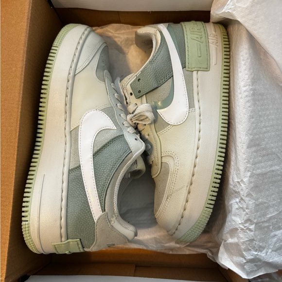 Nike Air Force 1 pistachio shadow Sneakers - White and Green - Picture 1 of 8